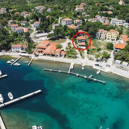 Apartments And Rooms By The Sea Nerezine, Losinj - 11815 Eksteriør billede
