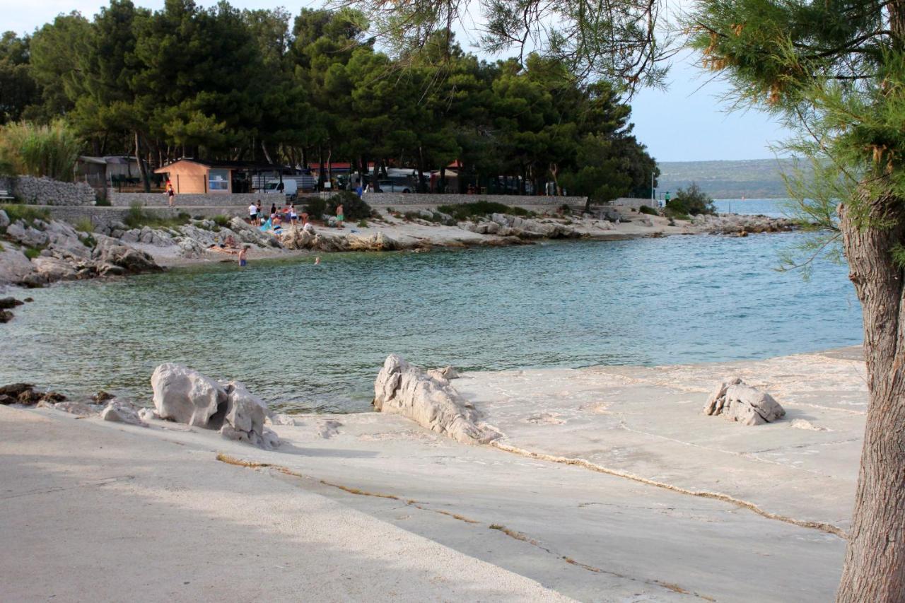Apartments And Rooms By The Sea Nerezine, Losinj - 11815 Eksteriør billede