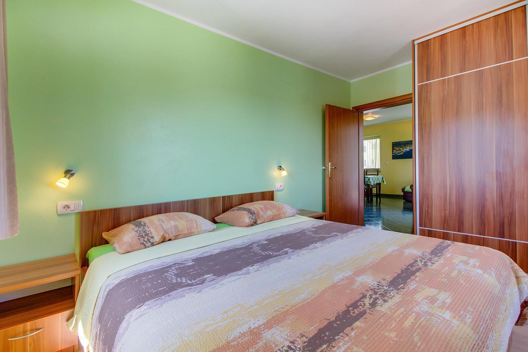 Apartments And Rooms By The Sea Nerezine, Losinj - 11815 Værelse billede